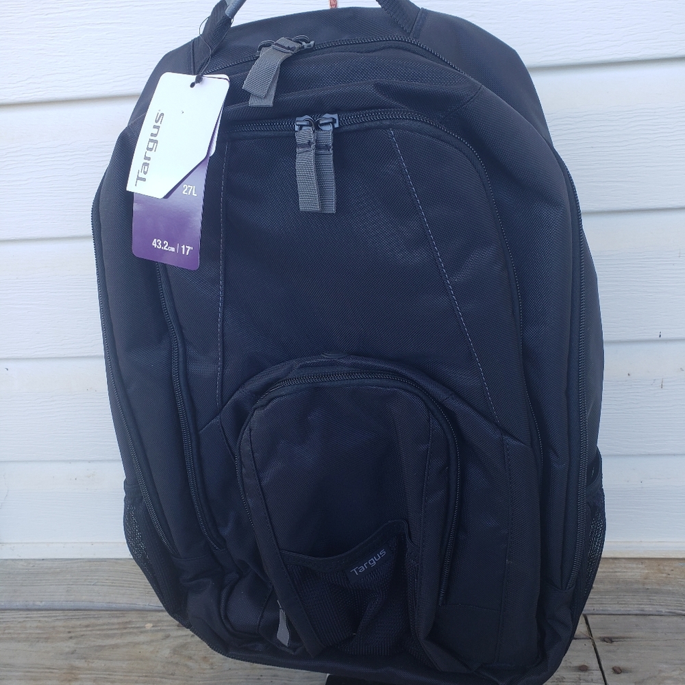 Targus Groove 27L Laptop Bacpack!